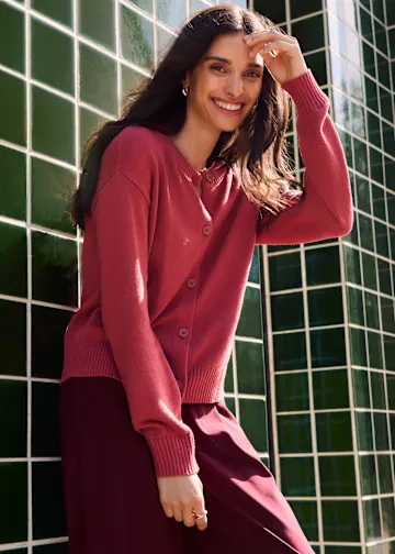 Verkürzte Strickjacke aus Baumwoll-Mix