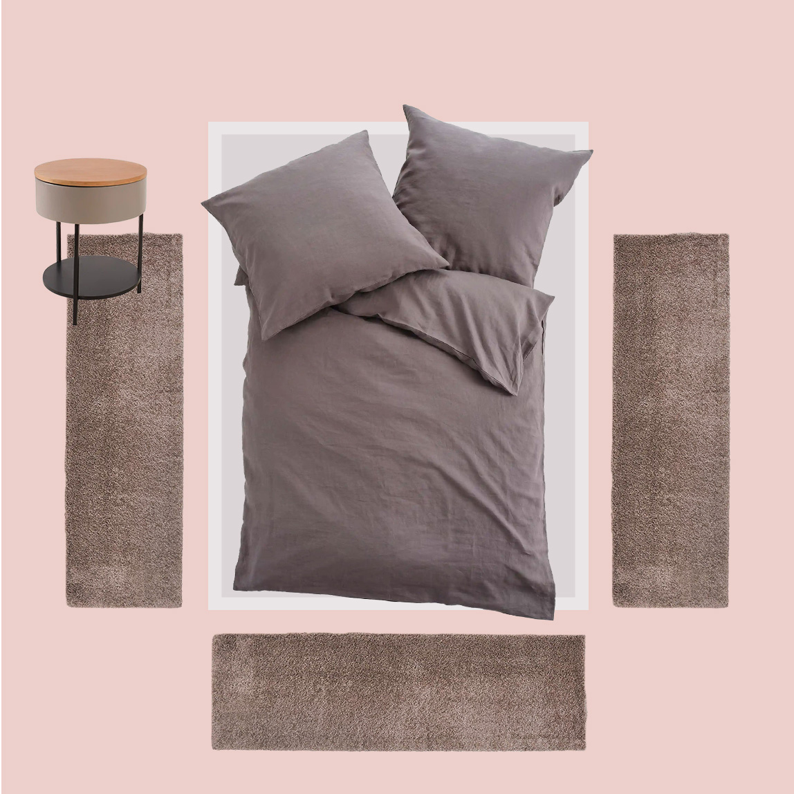 Bettwäsche auf Bett, umgeben von dunklen Teppichläufern.