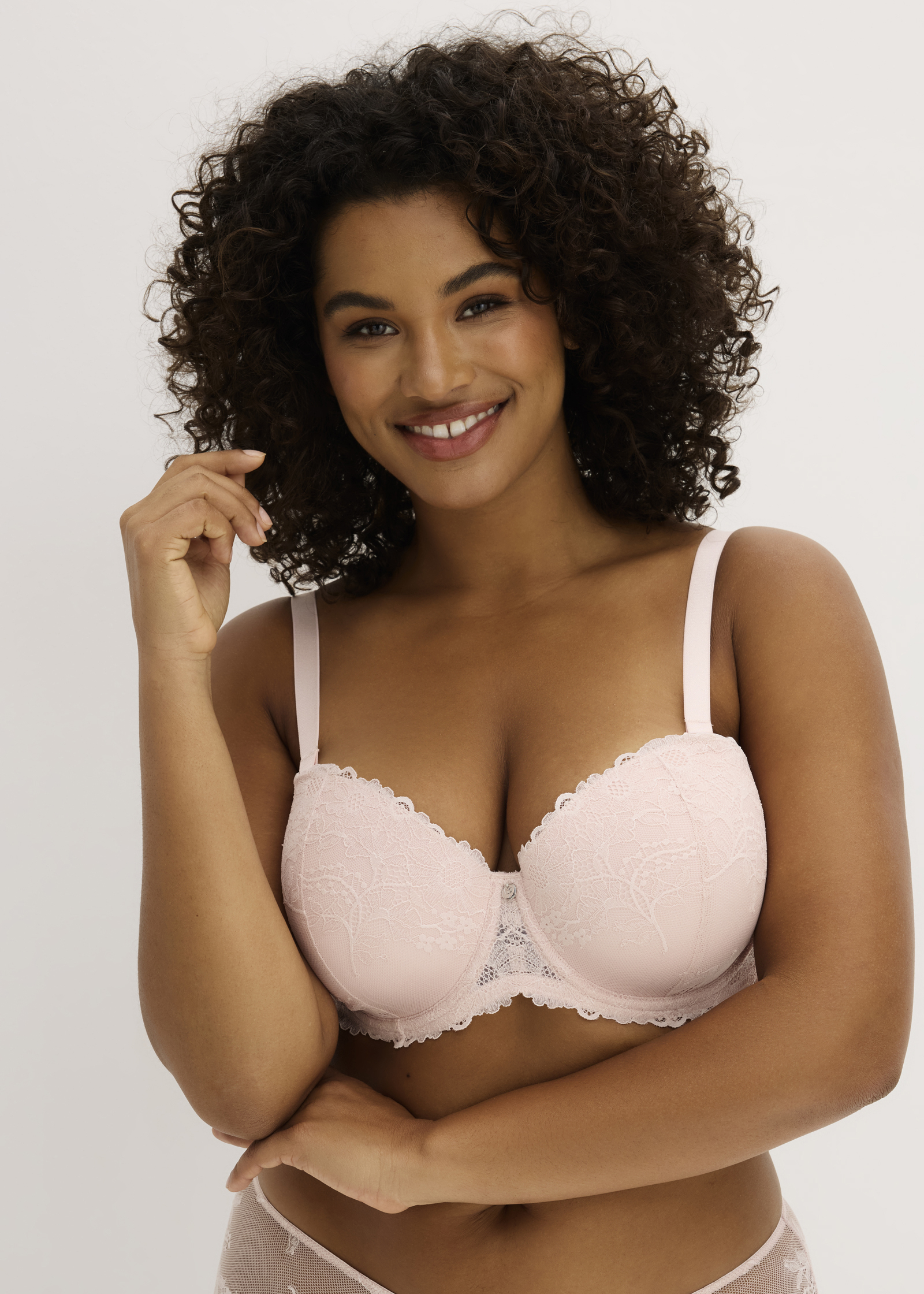 Zarter rosa BH mit  Spitze 