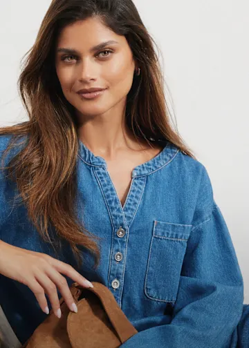 Lässiges Jeanshemd mit Knopfleiste und dazu passende Jeanshose.