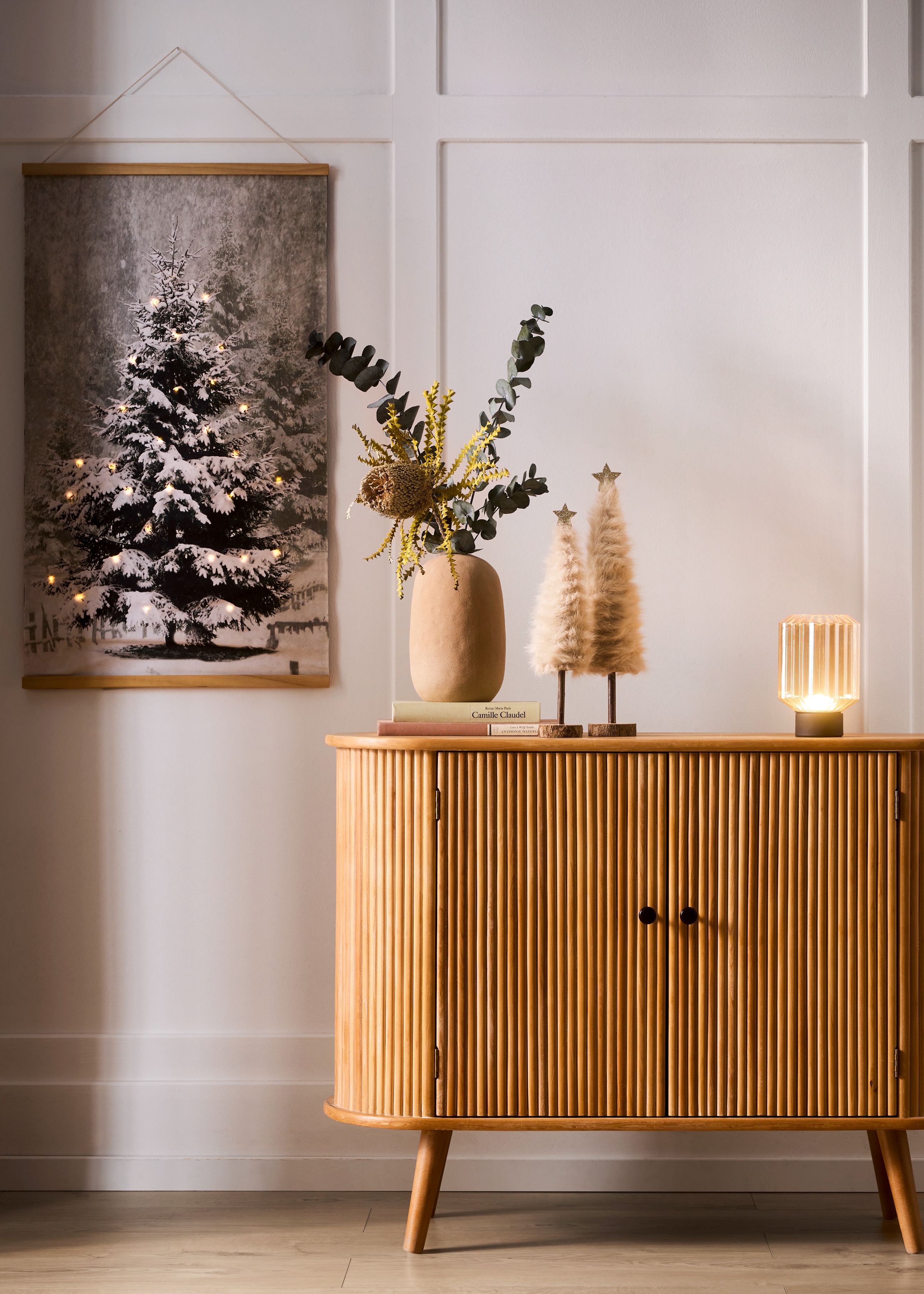 Winterliche Dekoration im Flur.